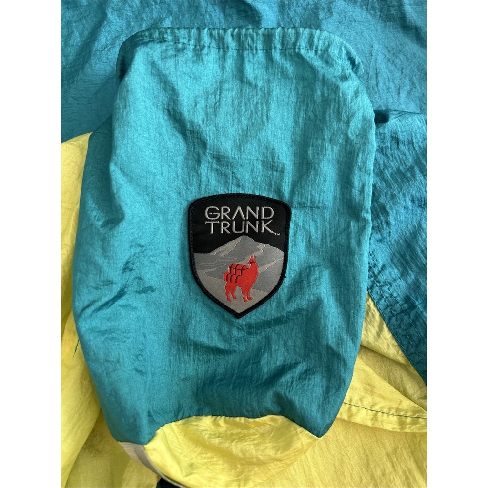 Grand Trunk Parachute Beach Blanket Yellow Teal Lightweight Packable Quick Dry